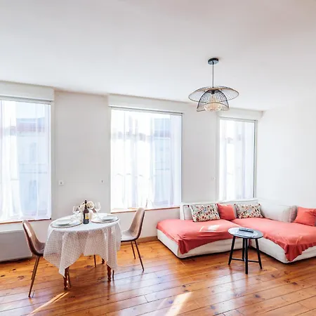 Apartment Au Pont Neuf *