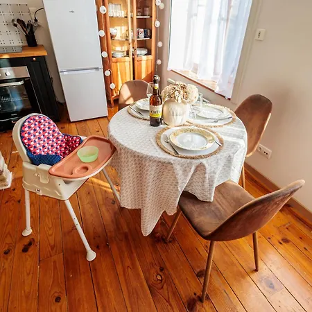 Au Pont Neuf Apartment